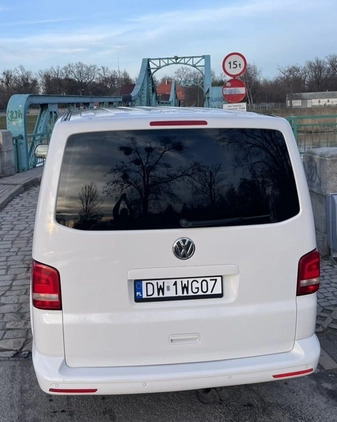 Volkswagen Multivan cena 119500 przebieg: 266000, rok produkcji 2015 z Wrocław małe 277